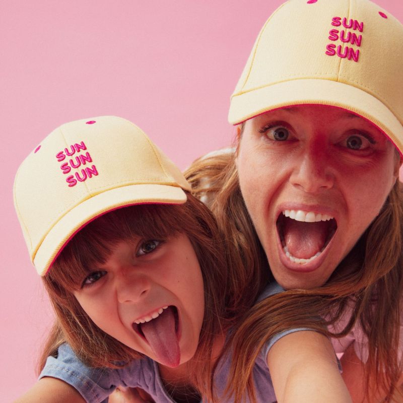 Casquette enfant Sun Sun Sun jaune (3-6 ans) Chamaye Ambiance 2