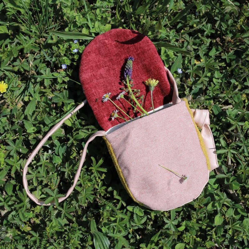 Sac bandoulière enfant Tchikis 3 Mme Chat L'oiseau bateau Ambiance 3