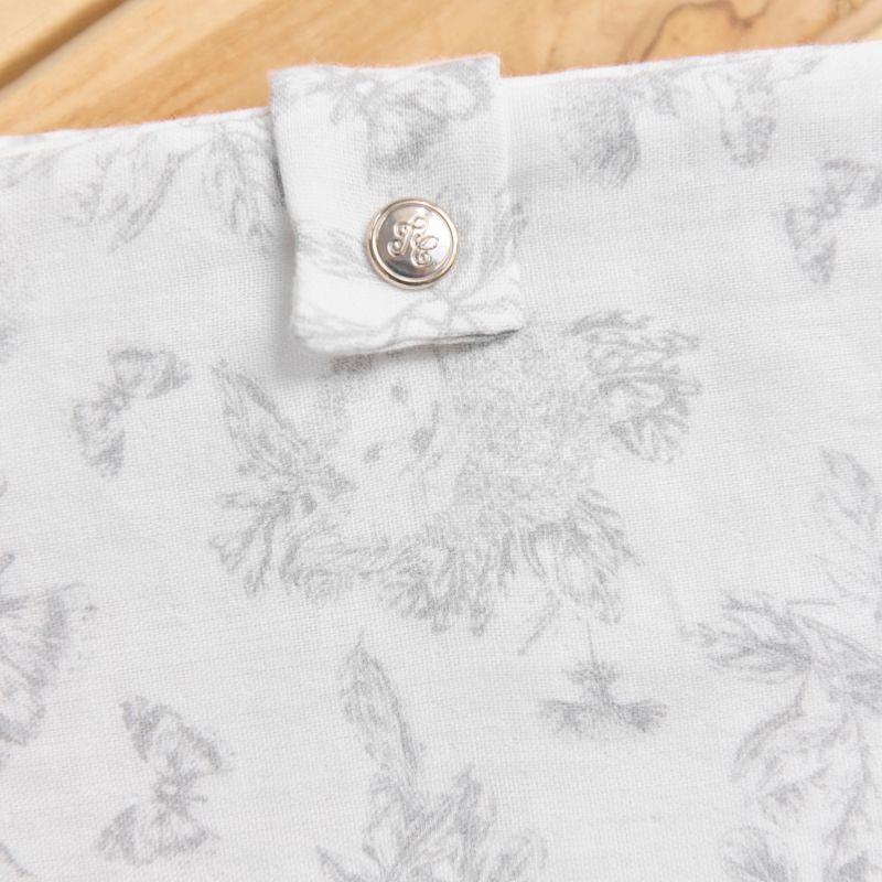 Protège carnet de santé Toile de Jouy gris Tartine et Chocolat Ambiance 4