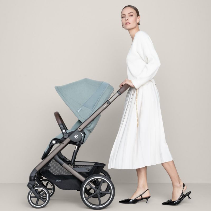 Poussette tout-terrain Balios S Lux Almond Beige Cybex Ambiance 2