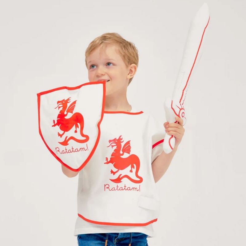 Image d'ambiance de présentation du produit Kit chevalier Blanc et Rouge (3-8 ans) - Ratatam