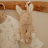 Peluche musicale à suspendre Lapin Newborn Little Dutch Ambiance 2