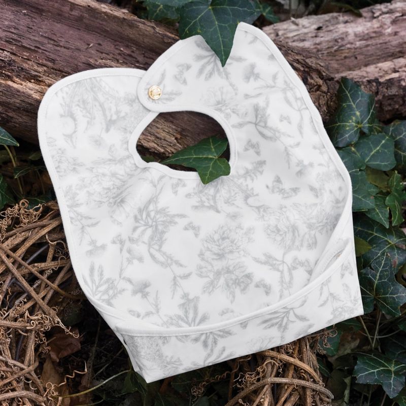 Bavoir enduit Toile de Jouy gris clair Tartine et Chocolat Ambiance 1