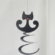 Mobile en papier chat noir spirale  par Livingly