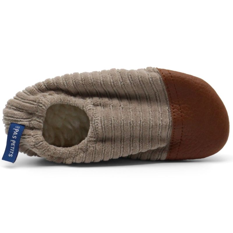 Chaussons Les Petits Velours Noisettes (pointures 18-20) Les Pas Petits Produit 3