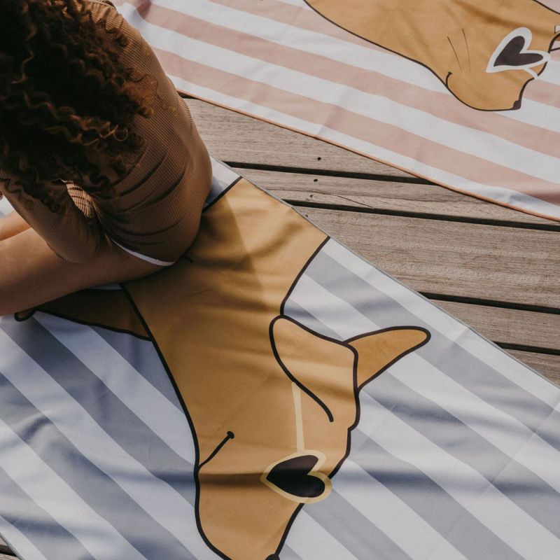 Serviette de plage Minus Chiot (70x140 cm) Zakuw Ambiance 6
