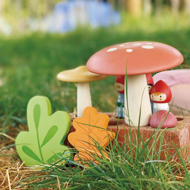 Image d'ambiance de présentation du produit Famille de gnomes et forêt en bois - Tender Leaf