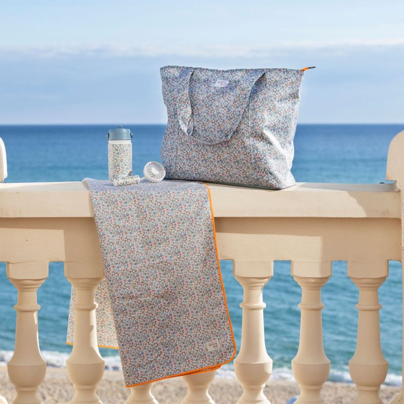 Serviette de plage Fleurs (70 x 140 cm) Walking Mum Ambiance 2
