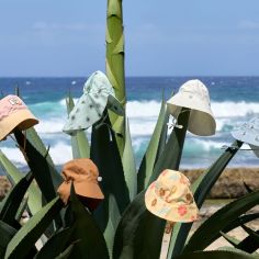 Chapeau anti-UV Fleurs vanille (19-36 mois)