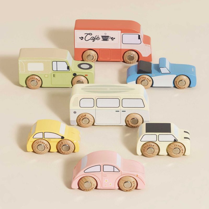 Set de 7 voitures rétro en bois FSC Le Toy Van Ambiance 7