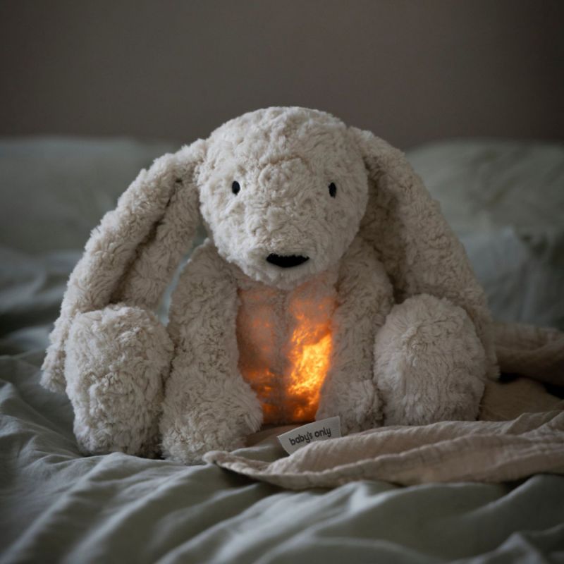 Bibi le lapin avec entraîneur de sommeil Warm Linen Baby's Only Ambiance 2