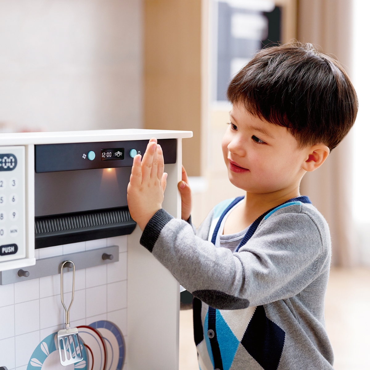 Cuisine interactive en bois - Hape - Berceau Magique