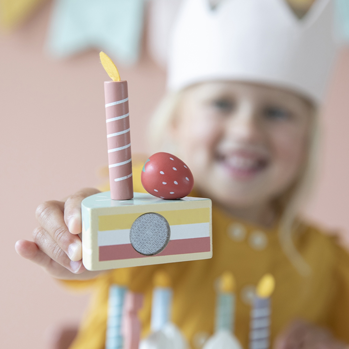 Gâteau d'anniversaire en bois (26 pièces) : Little Dutch
